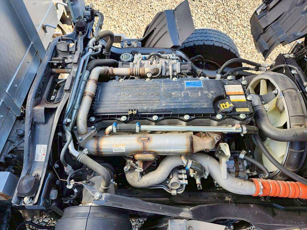 三菱ふそうファイターアルミブロック増トン（6t・8t）[写真17]