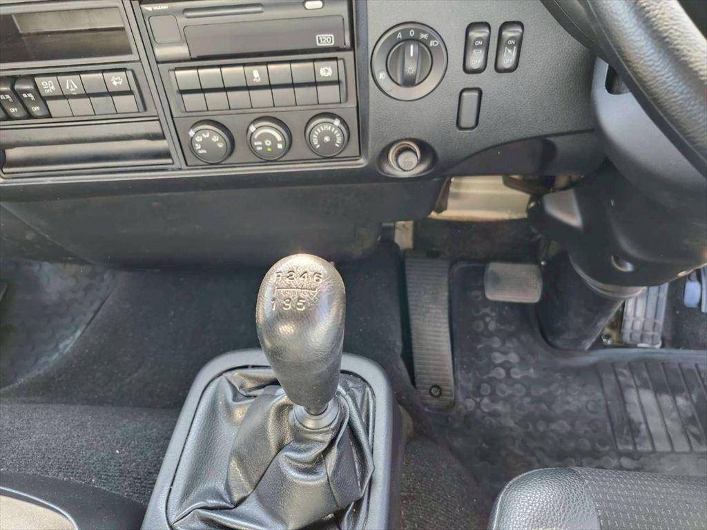 三菱ふそうファイターアルミブロック増トン（6t・8t）[写真21]