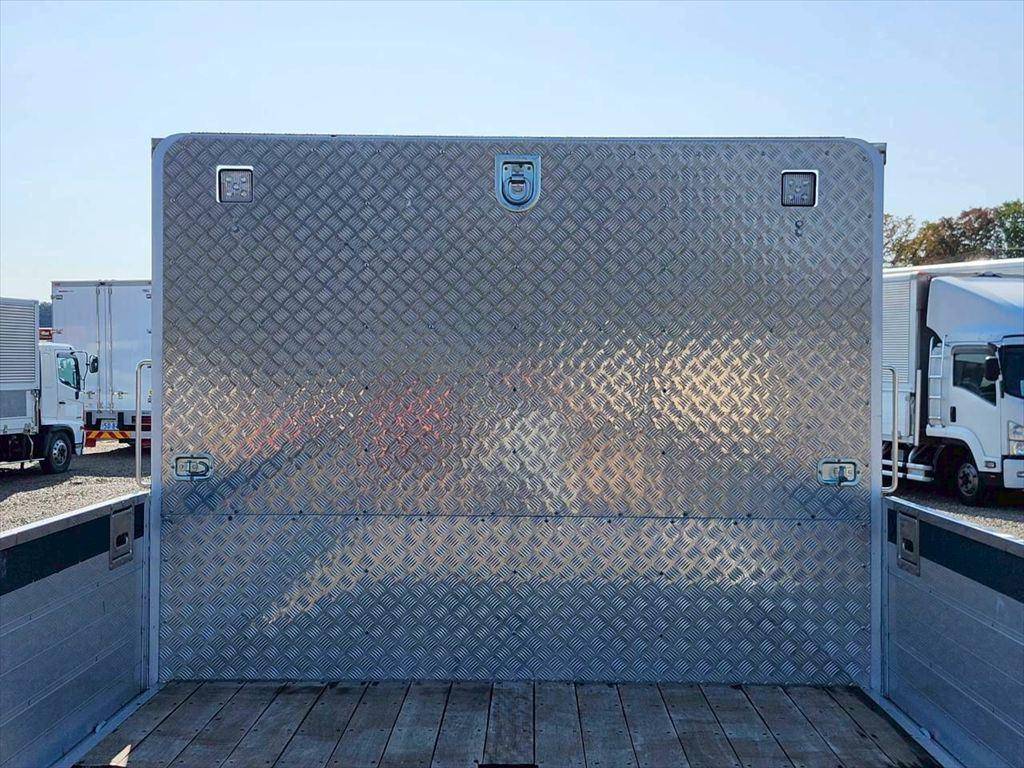 三菱ふそうファイターアルミブロック増トン（6t・8t）[写真07]