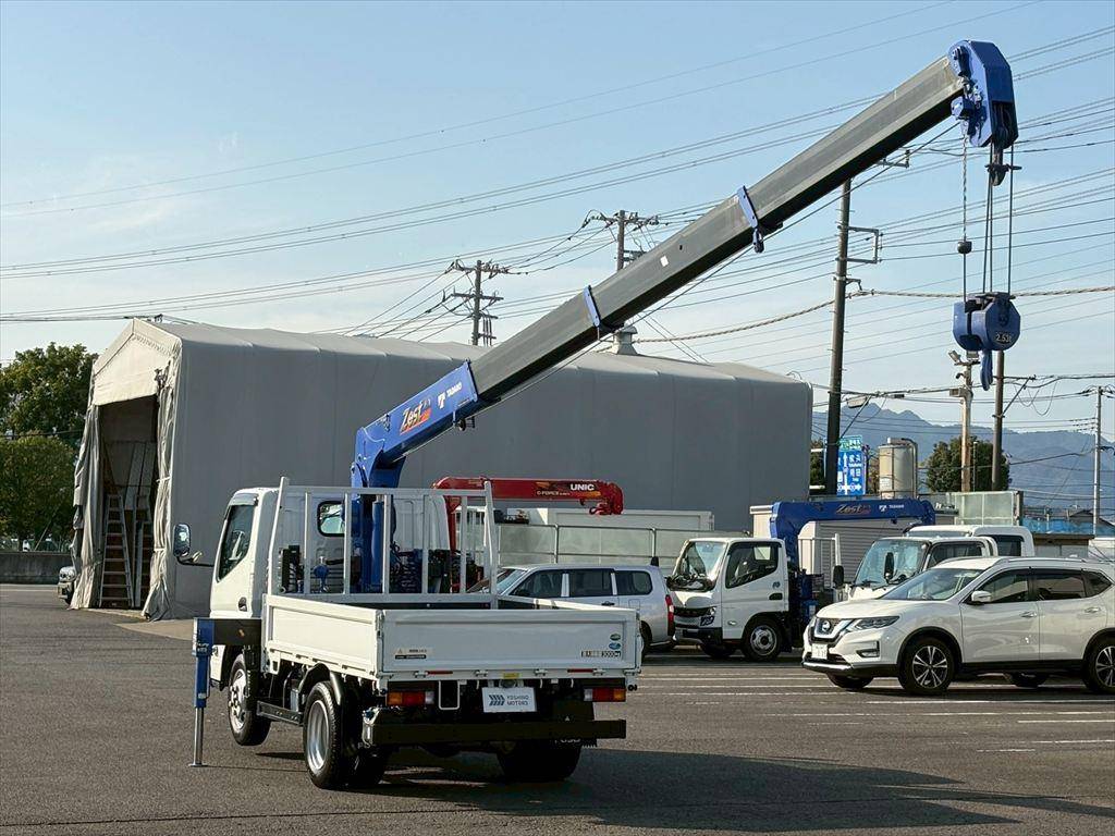 三菱ふそうキャンタークレーン4段小型（2t・3t）[写真12]