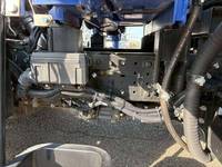 三菱ふそうキャンタークレーン4段小型（2t・3t）[写真15]