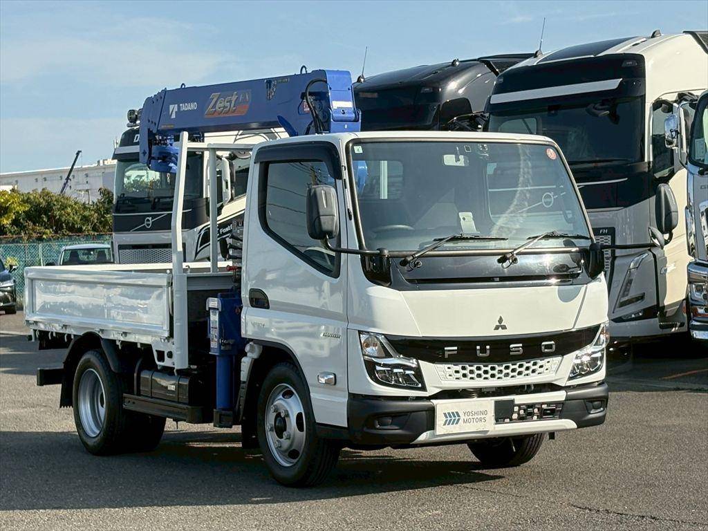 三菱ふそうキャンタークレーン4段小型（2t・3t）[写真02]