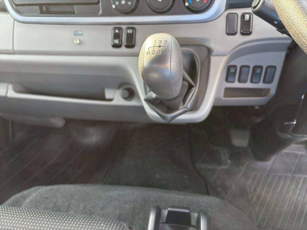 三菱ふそうキャンタークレーン4段小型（2t・3t）[写真21]