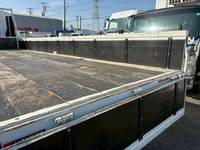 いすゞフォワード平ボディ中型（4t）[写真11]