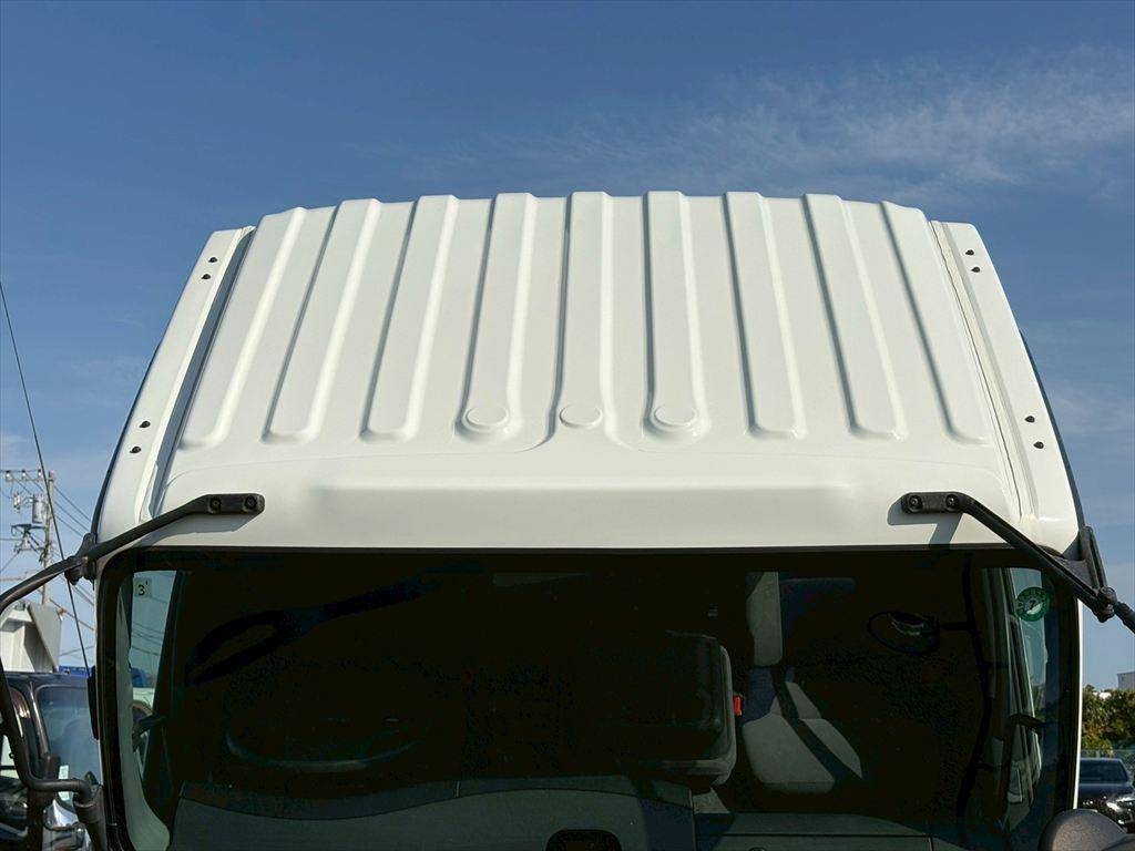 いすゞフォワード平ボディ中型（4t）[写真17]