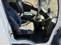 いすゞフォワード平ボディ中型（4t）[写真19]