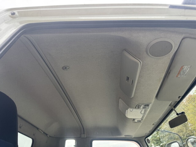 三菱ふそうファイタークレーン6段増トン（6t・8t）[写真18]