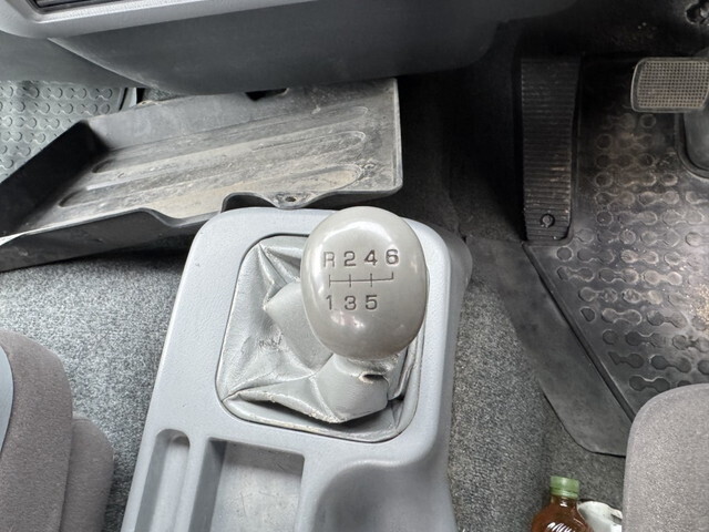 三菱ふそうファイタークレーン6段増トン（6t・8t）[写真19]