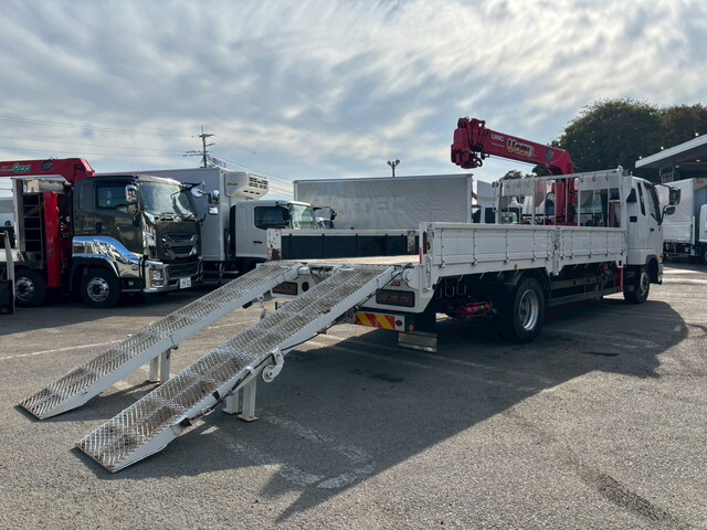 三菱ふそうファイタークレーン6段増トン（6t・8t）[写真02]