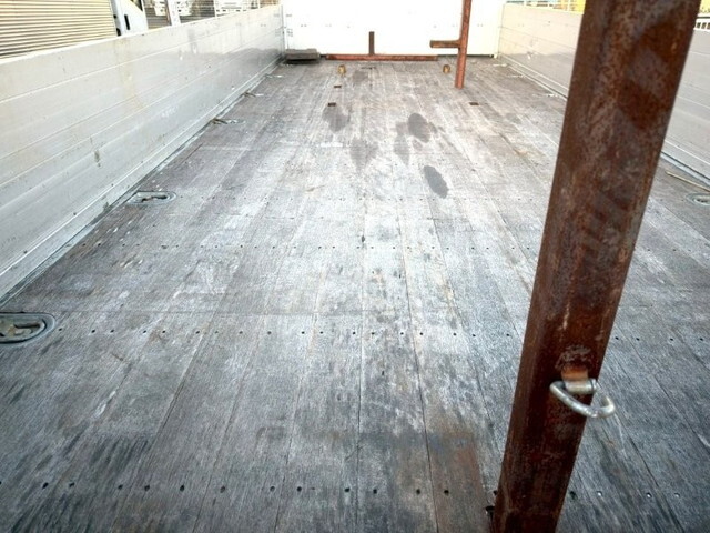 三菱ふそうファイタークレーン4段中型（4t）[写真05]