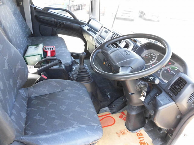 日野レンジャークレーン4段中型（4t）[写真17]