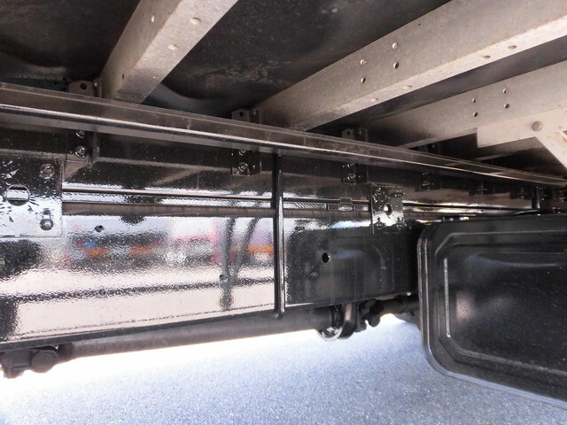 日野レンジャーアルミウイング中型（4t）[写真13]