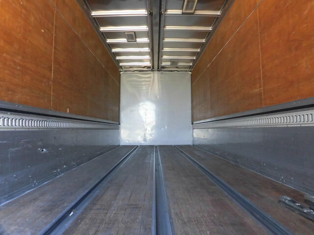 日野レンジャーアルミウイング中型（4t）[写真07]