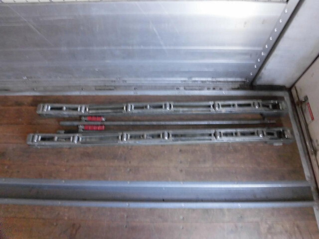 日野レンジャーアルミウイング中型（4t）[写真08]