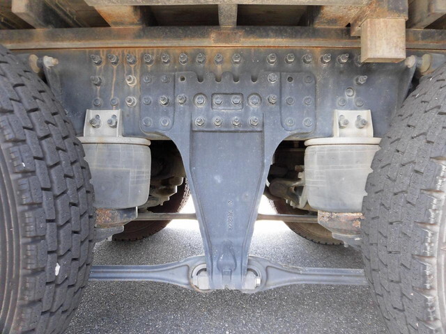 UDトラックスその他の車種アルミブロック大型（10t）[写真13]