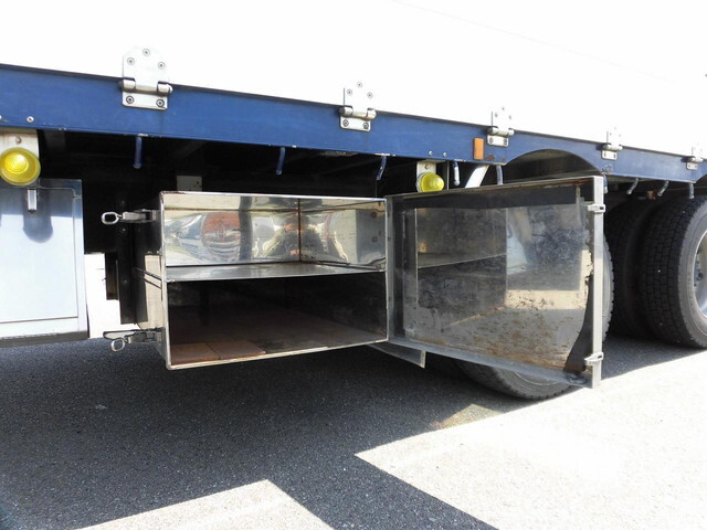 UDトラックスその他の車種アルミブロック大型（10t）[写真26]