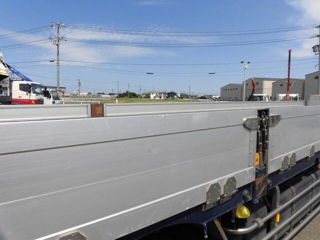 UDトラックスその他の車種アルミブロック大型（10t）[写真27]