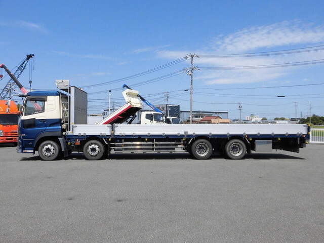 UDトラックスその他の車種アルミブロック大型（10t）[写真04]