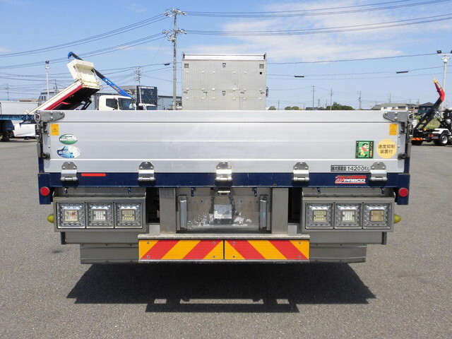 UDトラックスその他の車種アルミブロック大型（10t）[写真06]