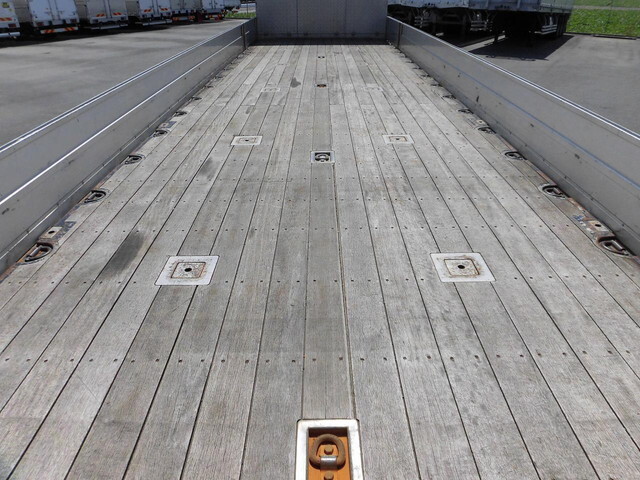 UDトラックスその他の車種アルミブロック大型（10t）[写真07]