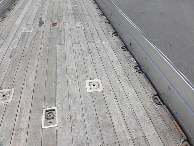 UDトラックスその他の車種アルミブロック大型（10t）[写真08]