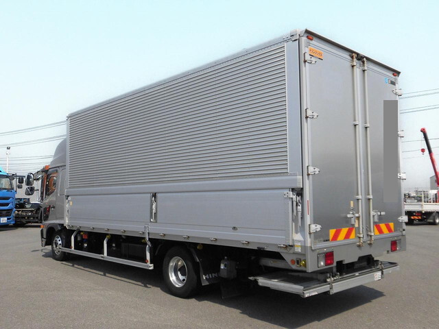 日野レンジャーアルミウイング中型（4t）[写真02]