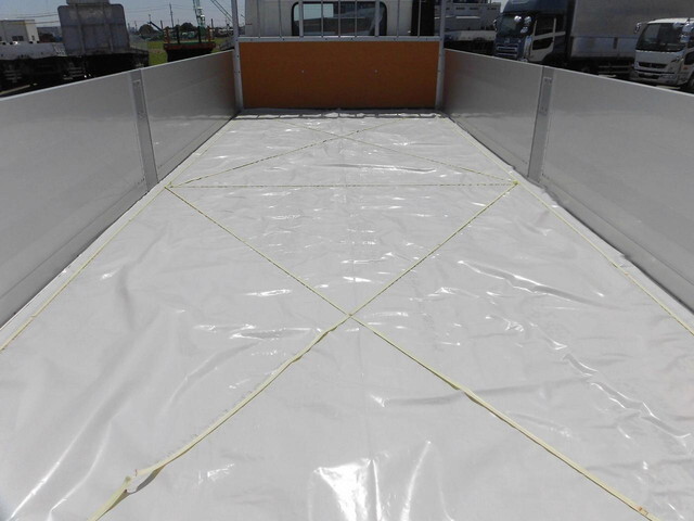 日野レンジャーアルミブロック中型（4t）[写真07]