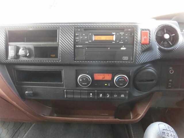 日野レンジャーアルミブロック中型（4t）[写真18]