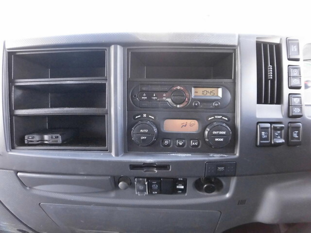 いすゞフォワードアルミブロック増トン（6t・8t）[写真19]