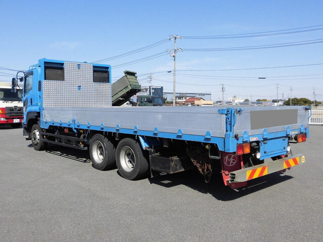 いすゞフォワードアルミブロック増トン（6t・8t）[写真02]