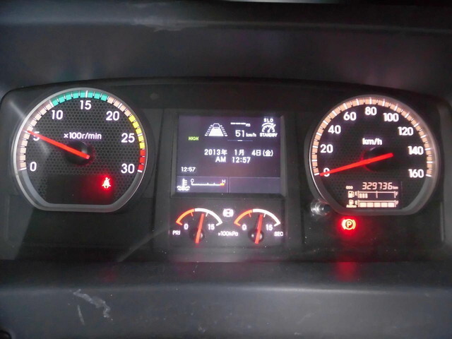 いすゞフォワードアルミブロック増トン（6t・8t）[写真20]