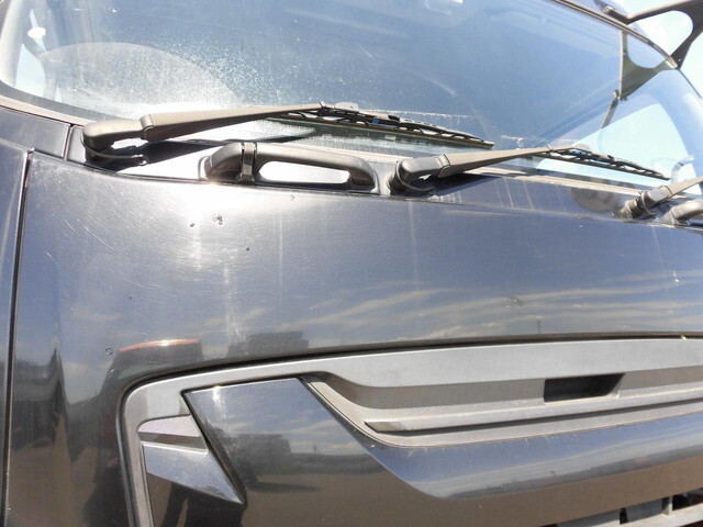 いすゞギガトレーラーヘッド（トラクターヘッド）大型（10t）[写真27]