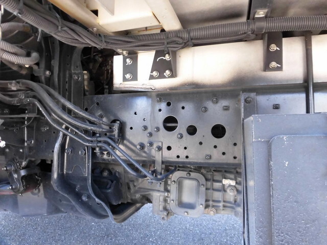 三菱ふそうファイターアルミウイング中型（4t）[写真12]