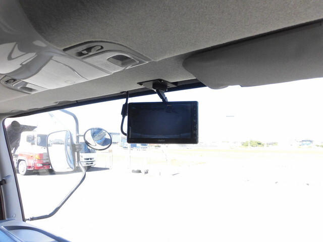 三菱ふそうファイターアルミウイング中型（4t）[写真18]