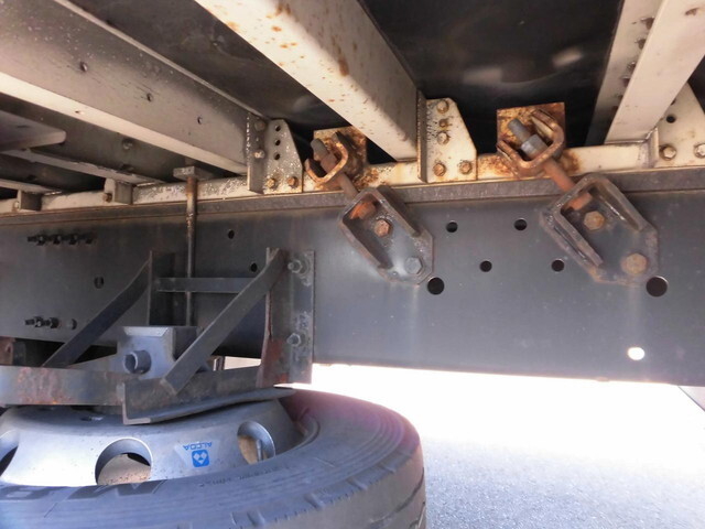 UDトラックスその他の車種アルミウイング大型（10t）[写真15]