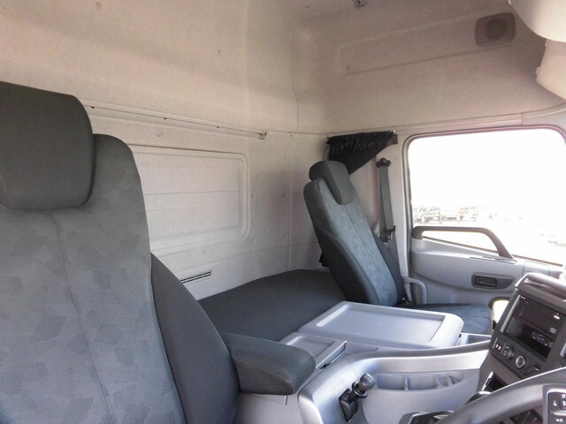 UDトラックスその他の車種アルミウイング大型（10t）[写真17]