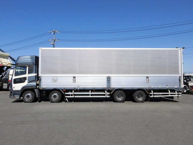 UDトラックスその他の車種アルミウイング大型（10t）[写真04]