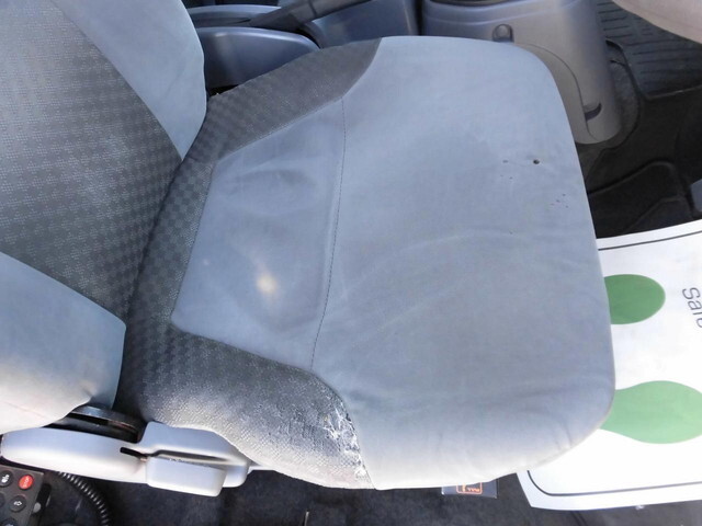 いすゞフォワードアルミウイング中型（4t）[写真20]