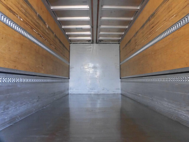 いすゞフォワードアルミウイング中型（4t）[写真07]