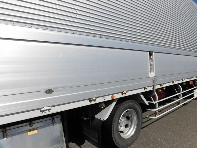 日野レンジャーアルミウイング増トン（6t・8t）[写真25]