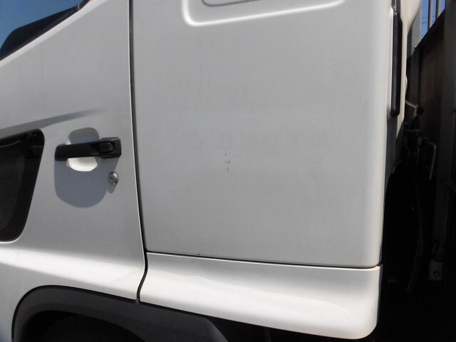 日野レンジャーアルミブロック中型（4t）[写真28]