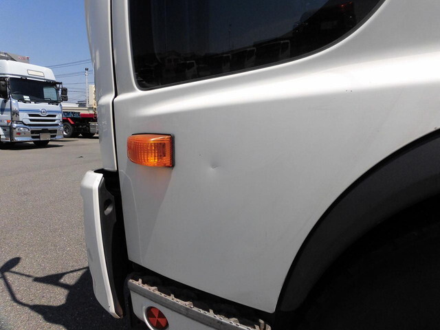 日野レンジャーアルミブロック中型（4t）[写真29]