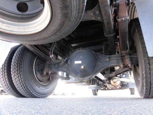 三菱ふそうファイターアルミバン中型（4t）[写真10]