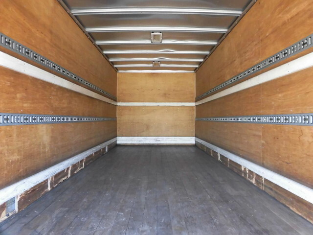 三菱ふそうファイターアルミバン中型（4t）[写真07]