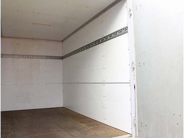 いすゞエルフパネルバン小型（2t・3t）[写真11]