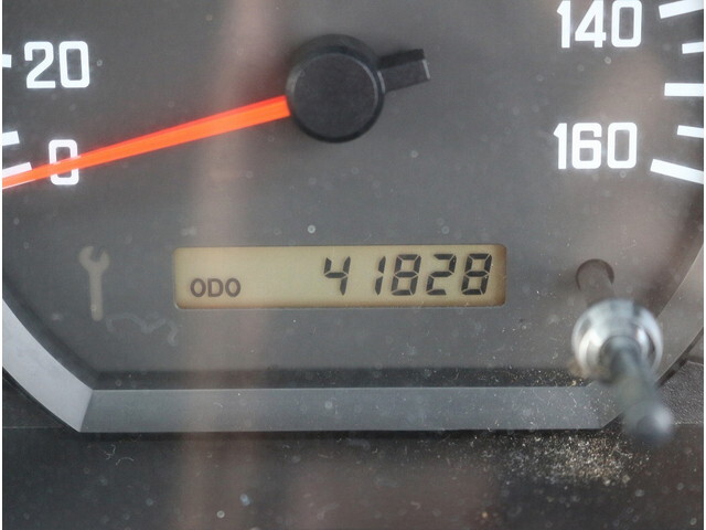 いすゞエルフパネルバン小型（2t・3t）[写真29]