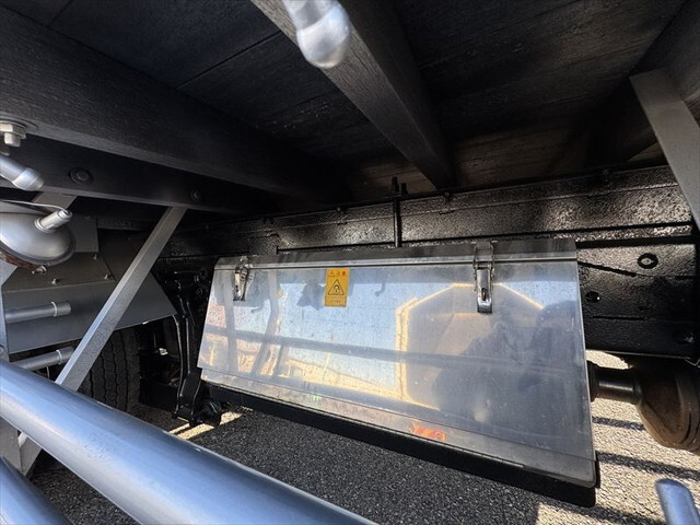 日野レンジャークレーン3段増トン（6t・8t）[写真14]