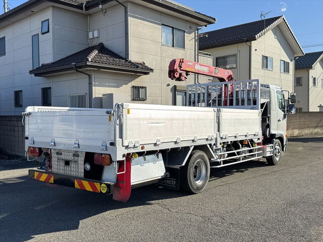 日野レンジャークレーン3段増トン（6t・8t）[写真02]