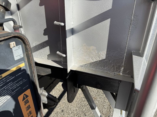 日野レンジャークレーン3段増トン（6t・8t）[写真20]