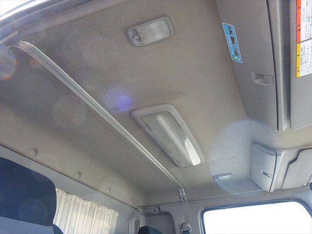 日野レンジャークレーン3段増トン（6t・8t）[写真25]